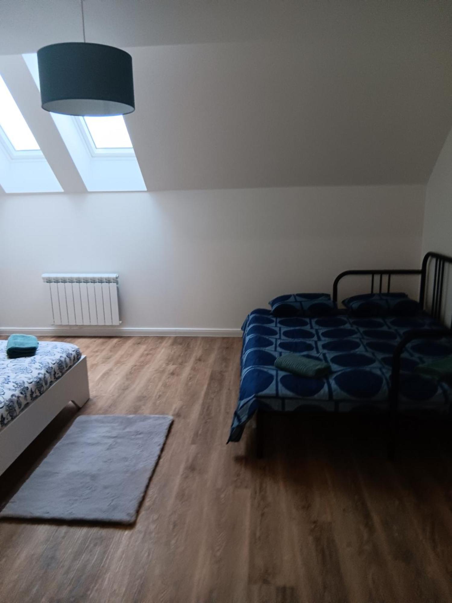 1br *