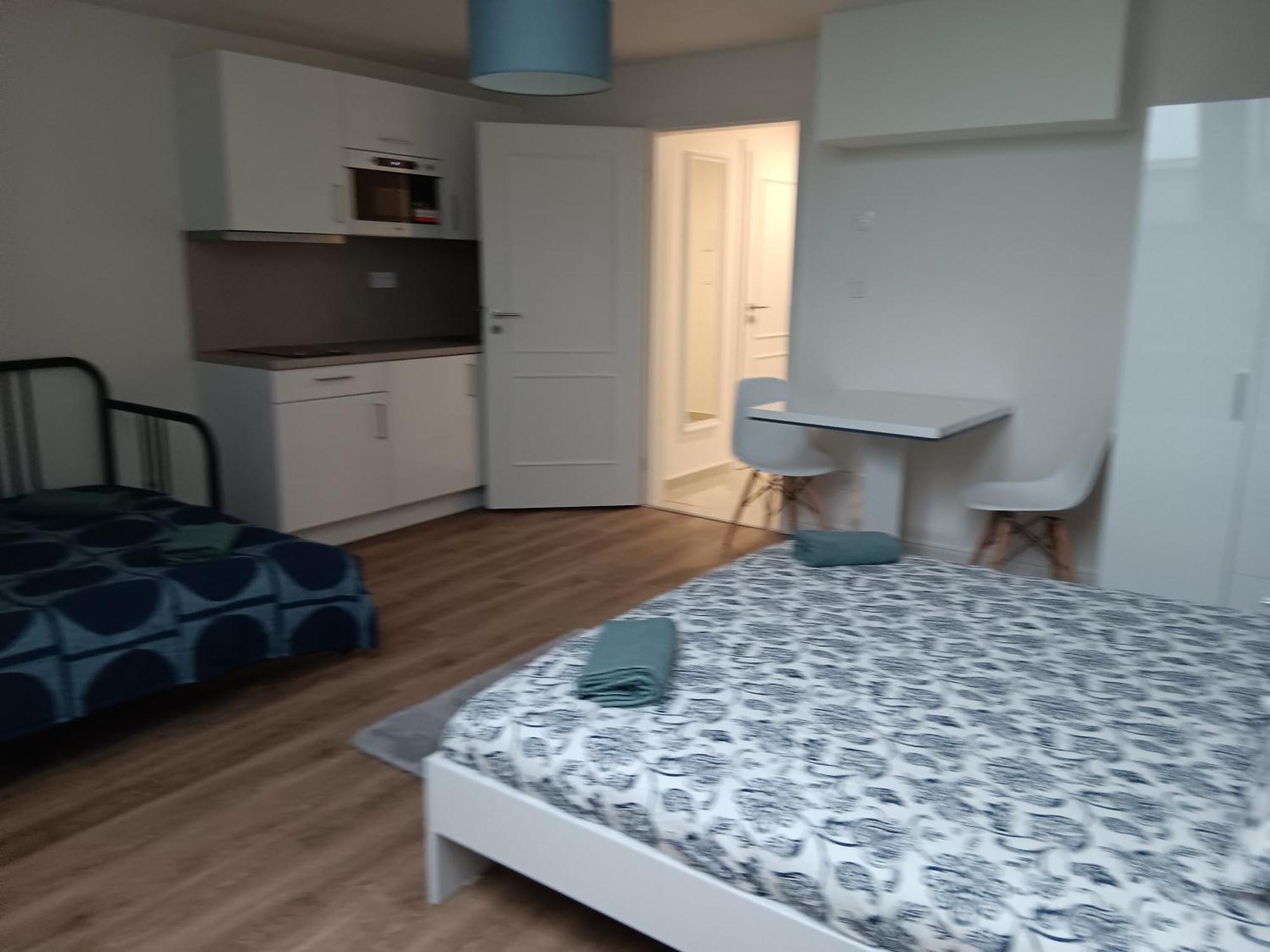 1br