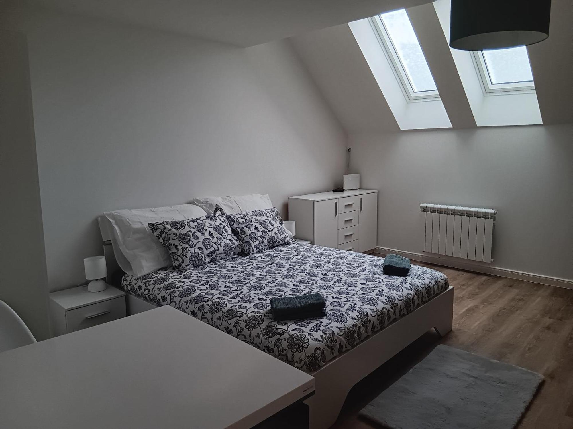 1br *